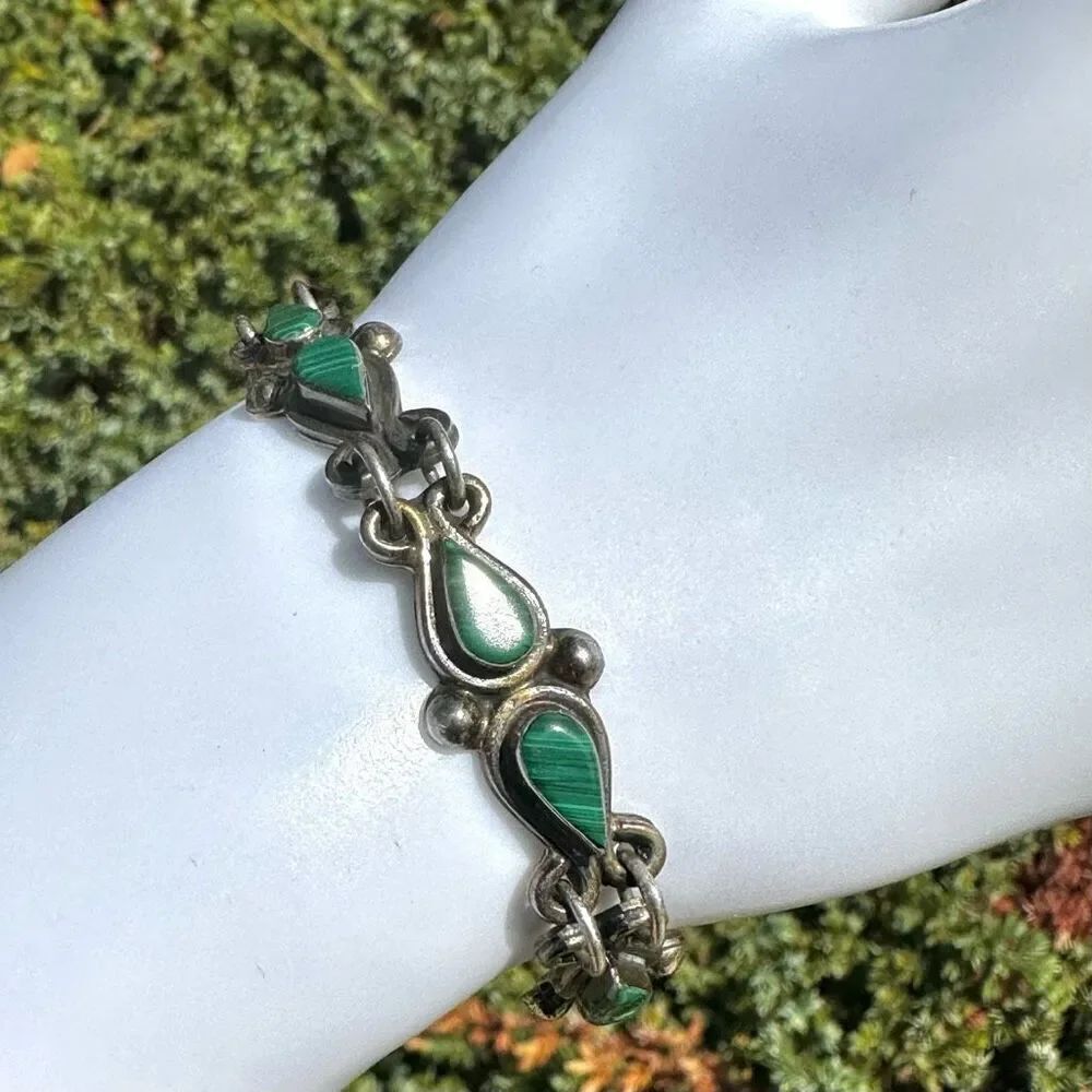 Vintage Teardrop Malachite 925 Sterling Silver Bracelet - Elegant Handcrafted De